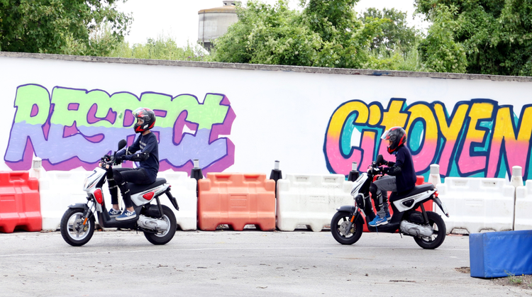 PREVENTION ROUTIERE - CYCLOMOTEUR - (13/17 ans)